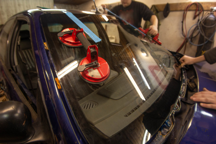 Windshield replacement cost mississauga