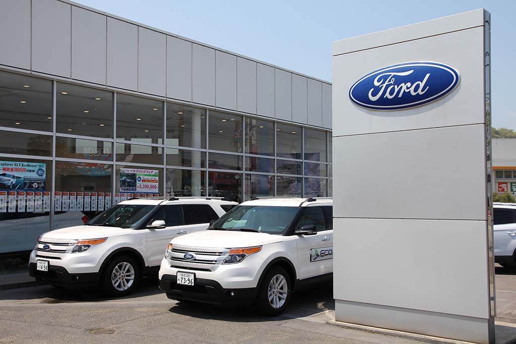 Ford windshield replacement cost