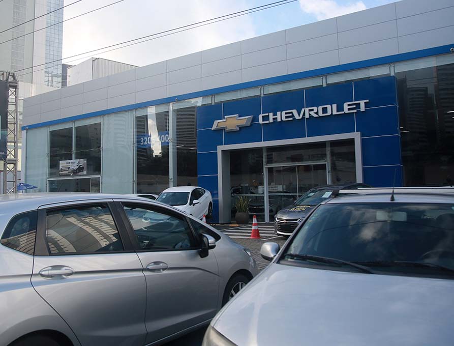 excellent Chevy windshield repair and replacement